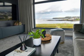 Shoreline Portballintrae North Coast Views Near Giants Causeway & Royal Portrush